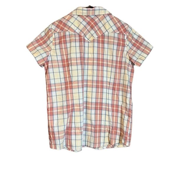 3 for $30! Wrangler short sleeve‎ shirt with  snap buttons - Picture 6 of 8